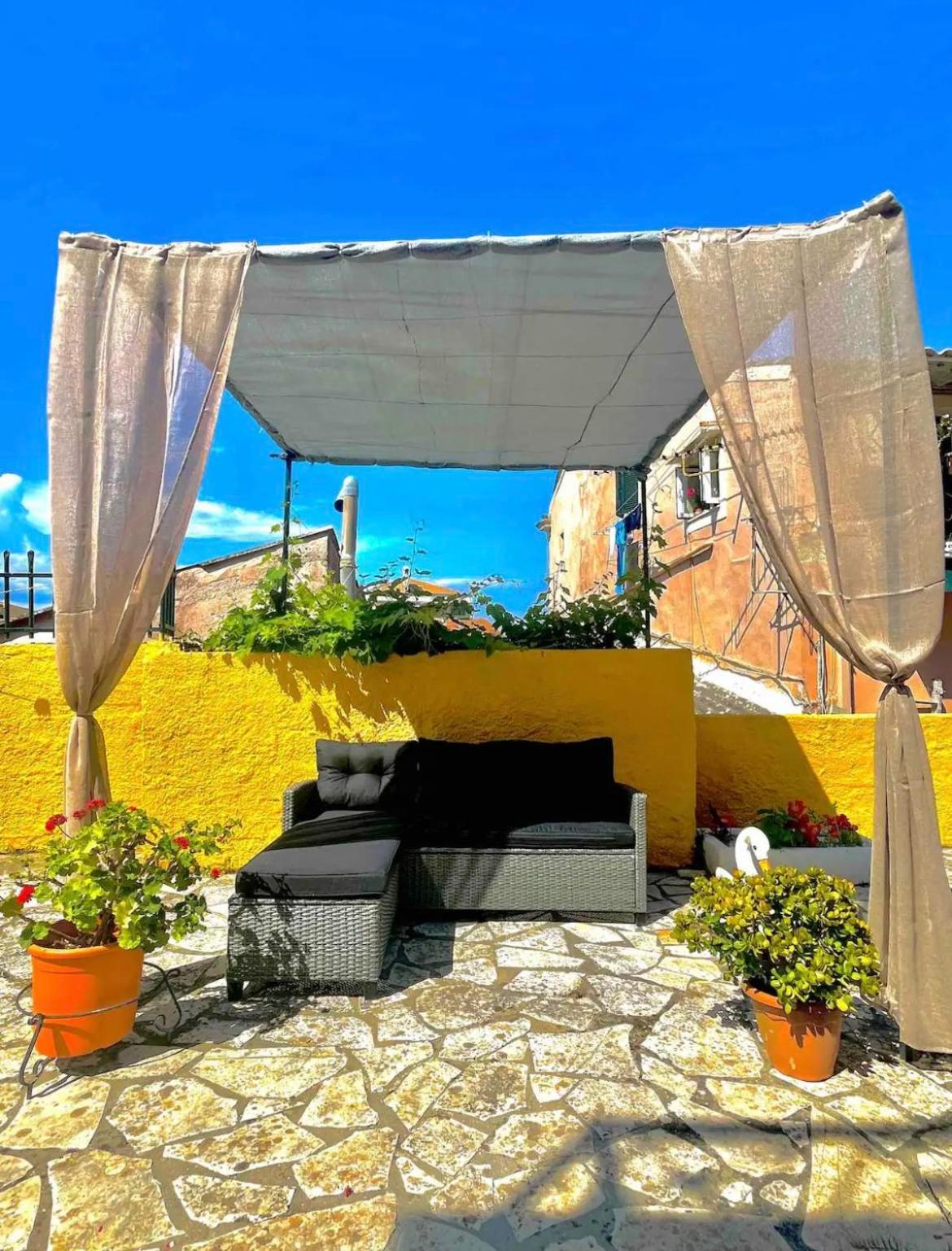 Xrisanthi Studio Corfu Port 1 エクステリア 写真